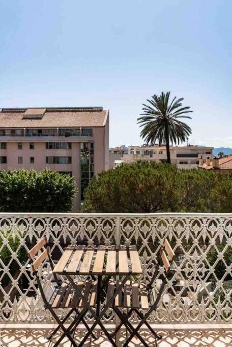 Suite Luxe Jacuzzi Cannes Luaran gambar
